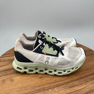 On Cloudstratus Shoes Womens Size 7.5 White Running Comfort Walking Sneakers
